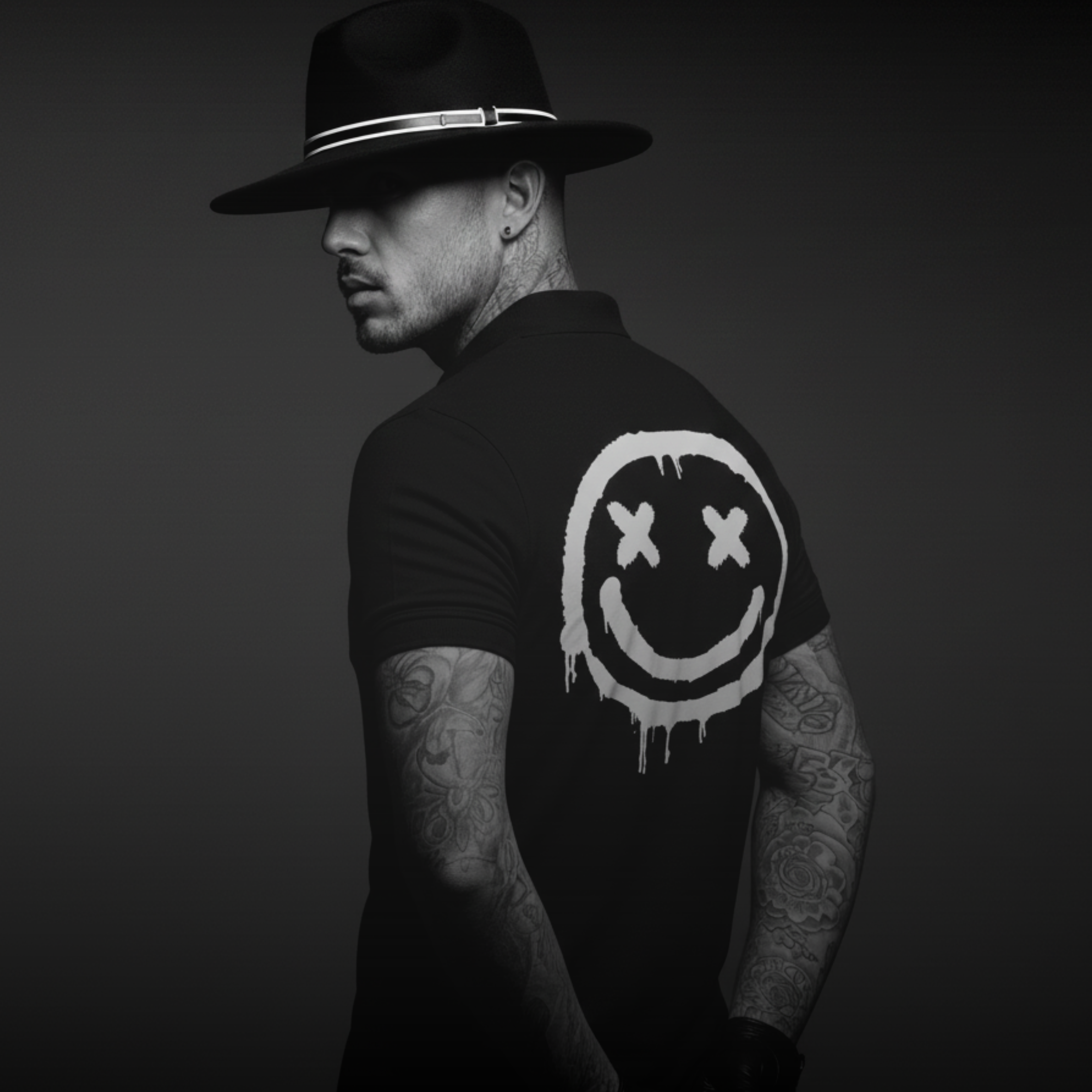 D.L.G Classic Polo | Man Essential Line - The Back Smile